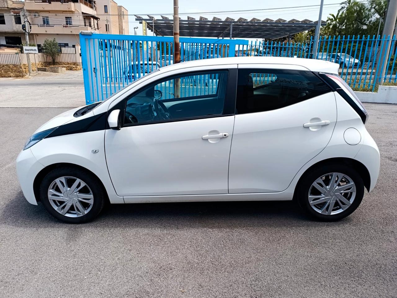 Toyota Aygo 1.0 cc 69 CV 5 porte 2017