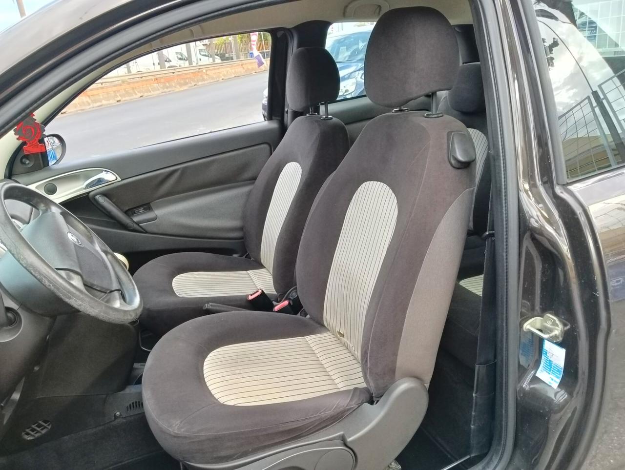 Lancia Ypsilon 1.2 Argento