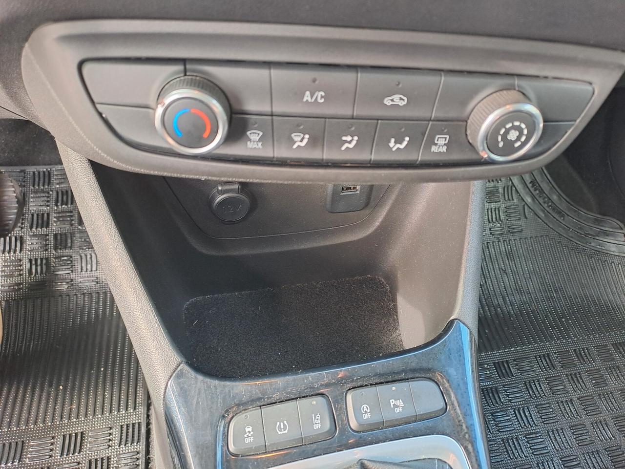 Opel Crossland X 1.2 12V Innovation 2020