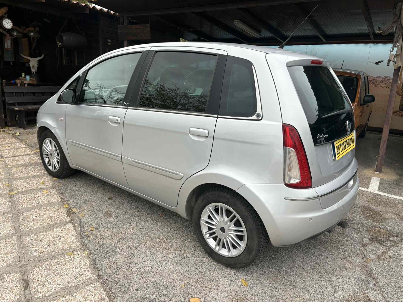 Lancia MUSA 1.3 Mjt 95 CV 5th Avenue GANCIO TRAINO