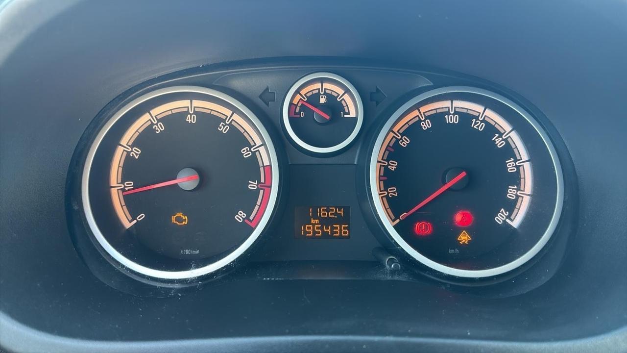 Opel Corsa 1.2 85CV 5 porte GPL-TECH Edition