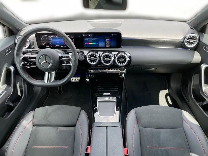 Mercedes-Benz Classe A A 200 d AMG Line Advanced Plus Multibeam Led Camera 18"