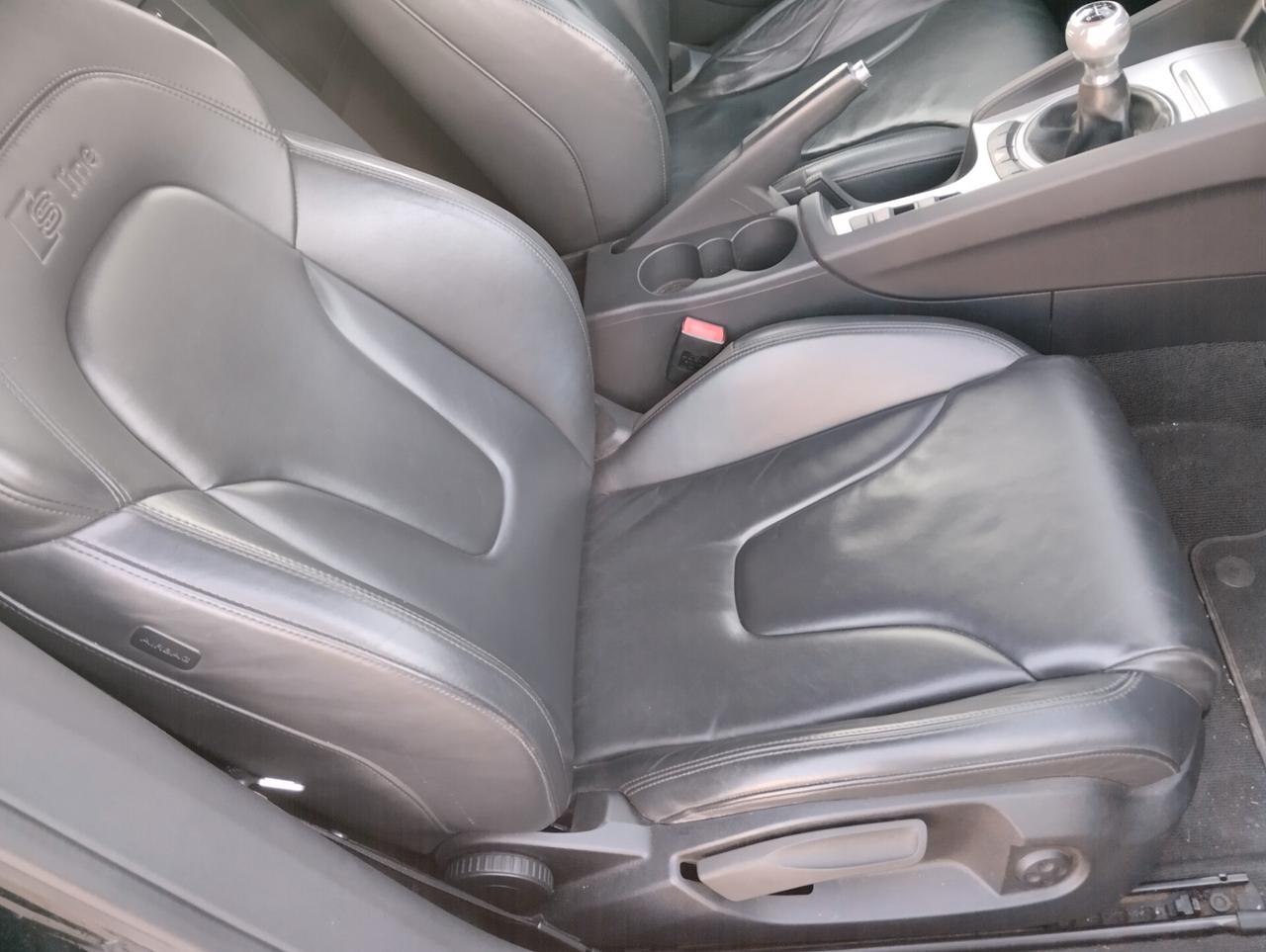 Audi TT Roadster 2.0 TDI quattro S-Line