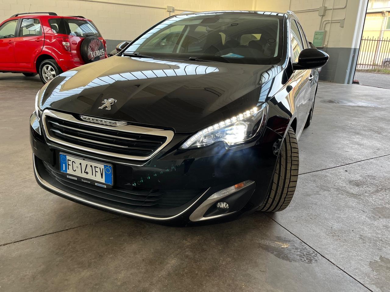 Peugeot 308 BlueHDi 120 S&S SW Business