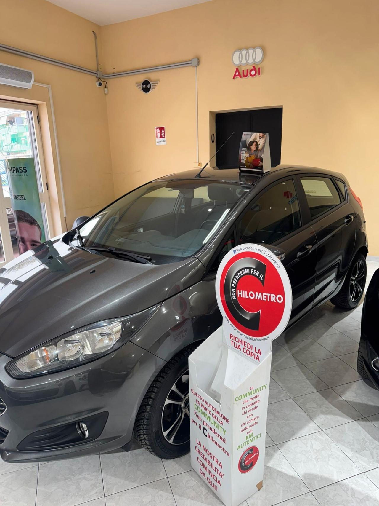 Ford Fiesta 1.4 3 porte Bz.- GPL Black & White Edition