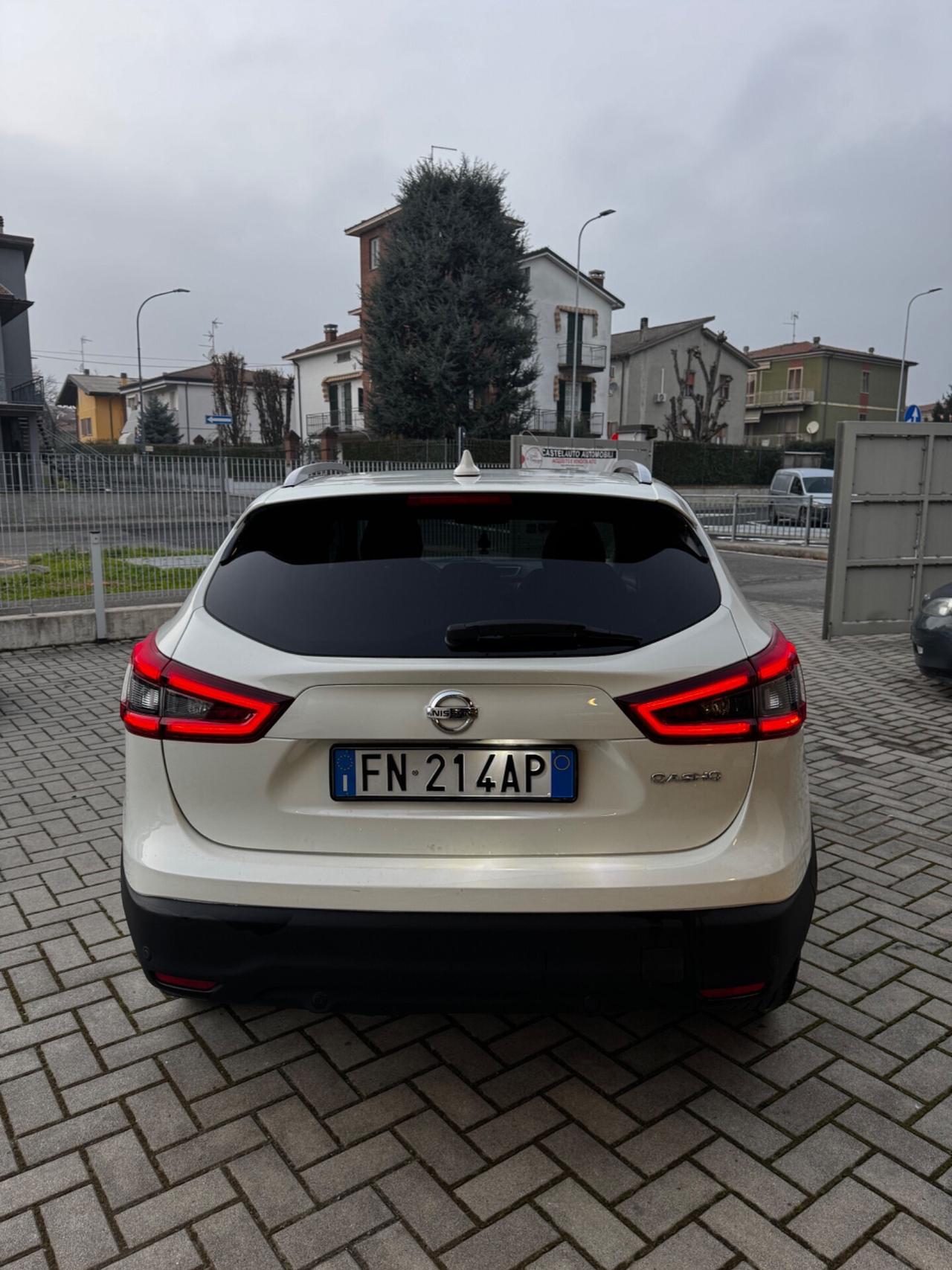 Nissan Qashqai 1.2 DIG-T N-Connecta