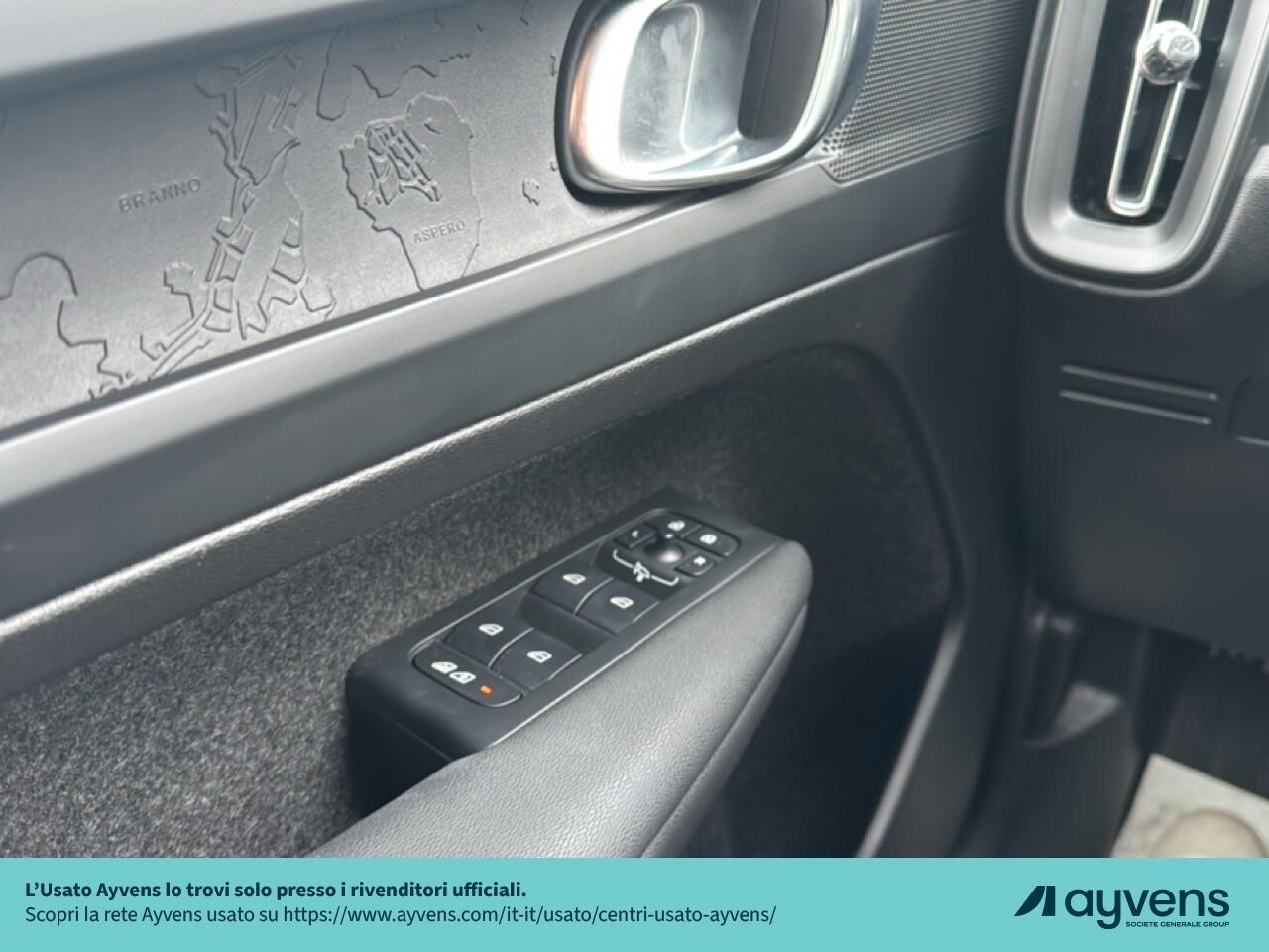 Volvo XC40 B3 automatico Essential