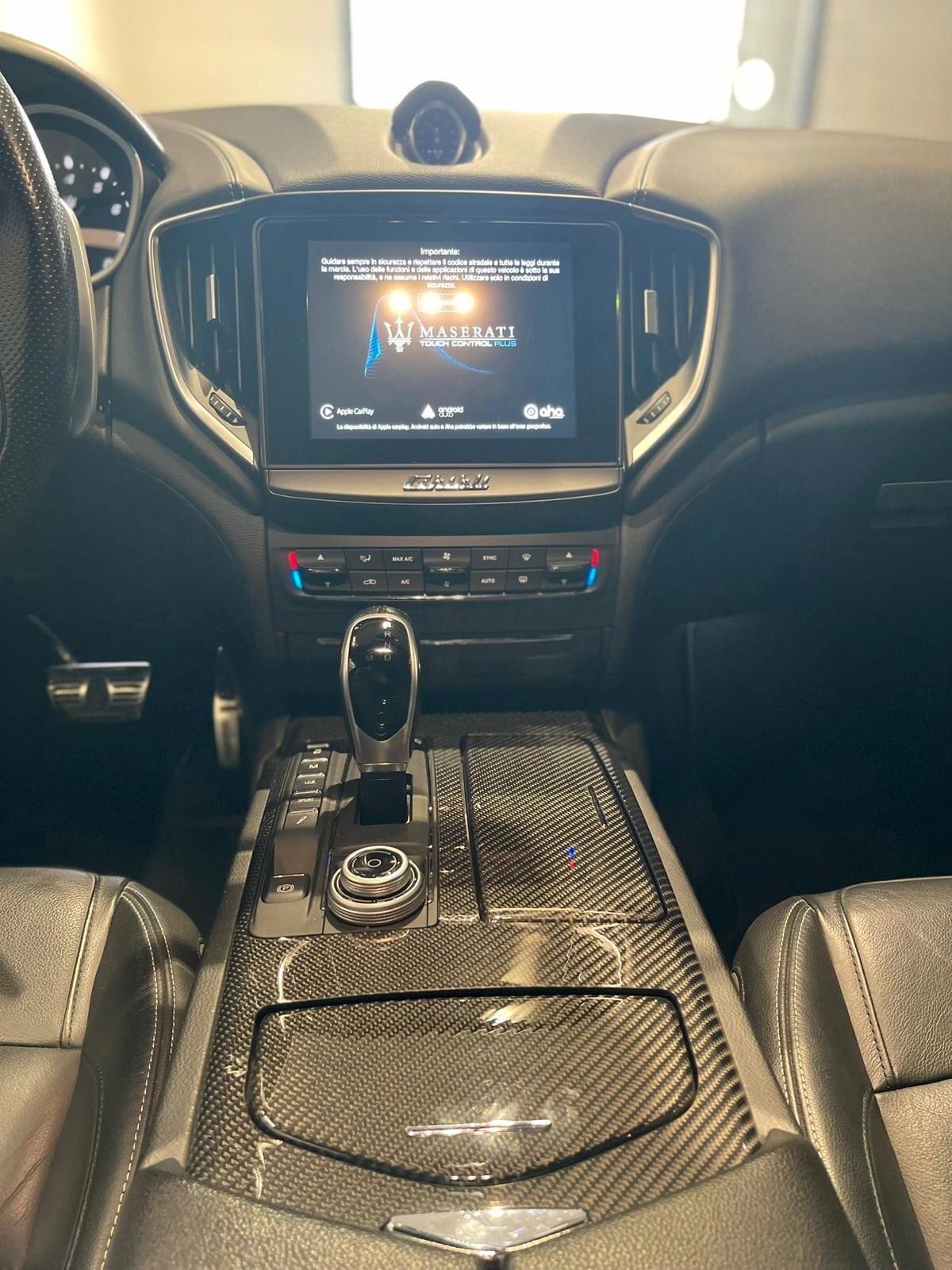 Maserati Ghibli V6 430 CV Q4 Nerissimo Edition