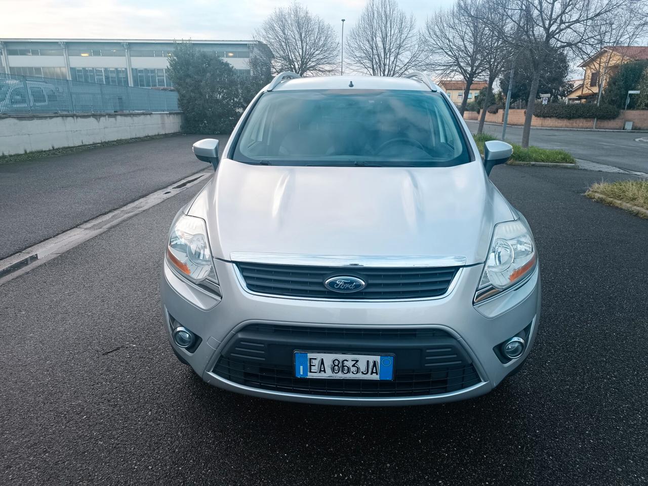 Ford Kuga 2.0 TDCi SOLAMENTE 146.000 KM