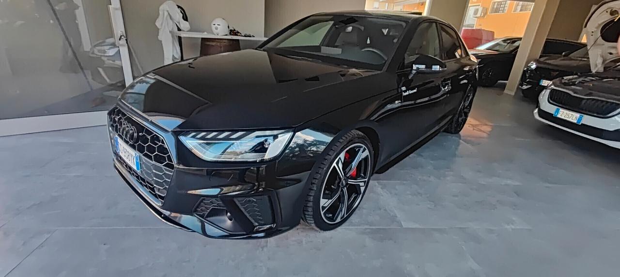Audi A4 40 TDI quattro S tronic S line edition
