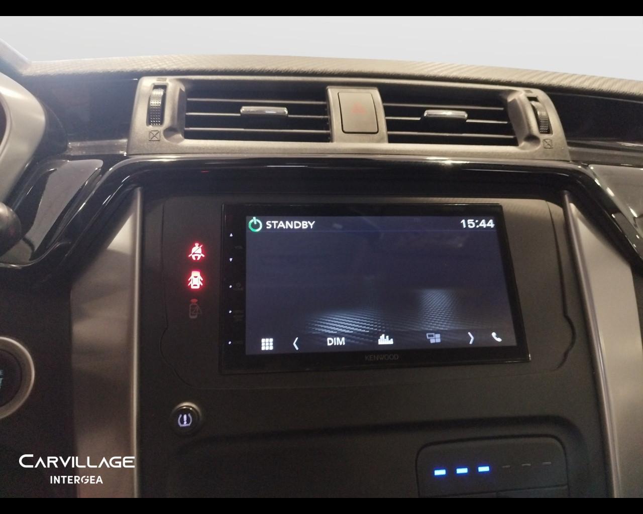 MAHINDRA KUV100 1.2 K8 m-bifuel