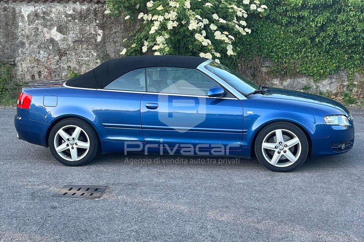 AUDI A4 2.4 V6 30V cat