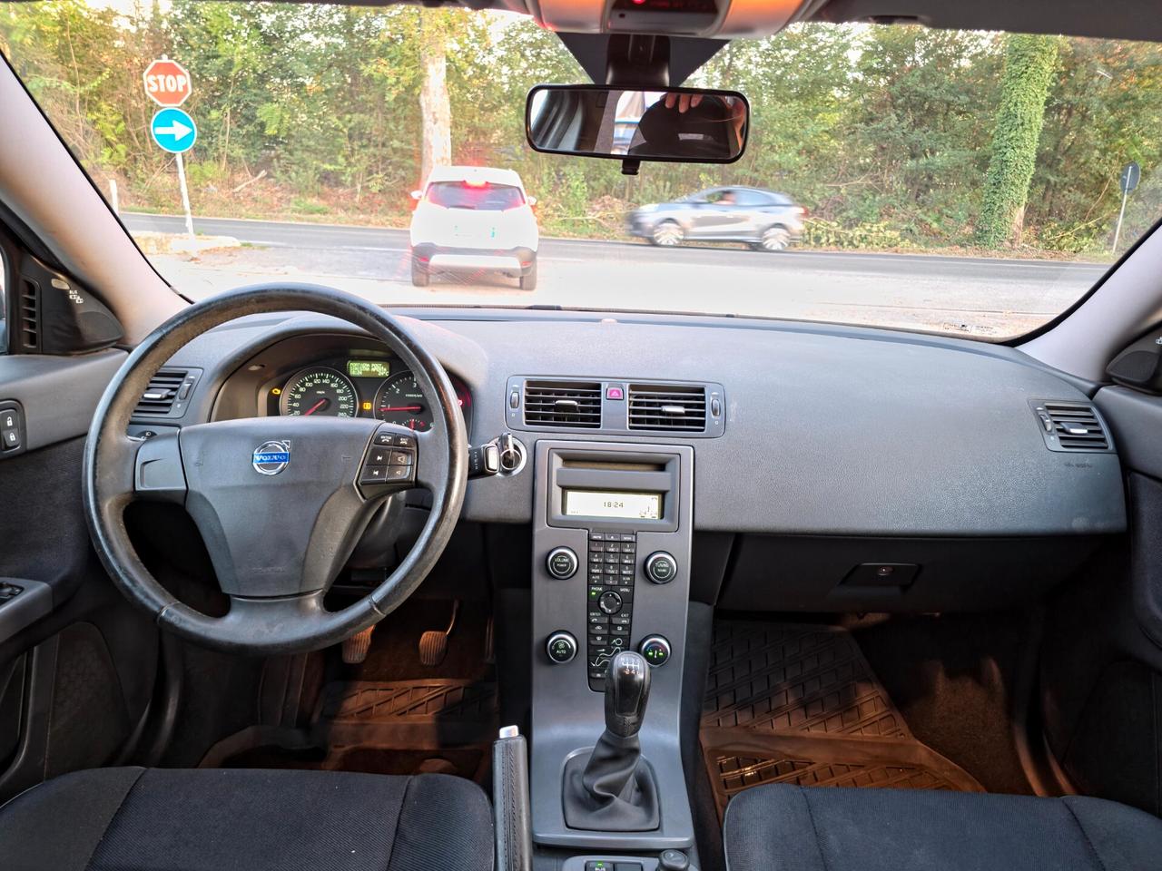 Volvo V50 D2 R-design CV-114 E5 Manuale NEO 2011