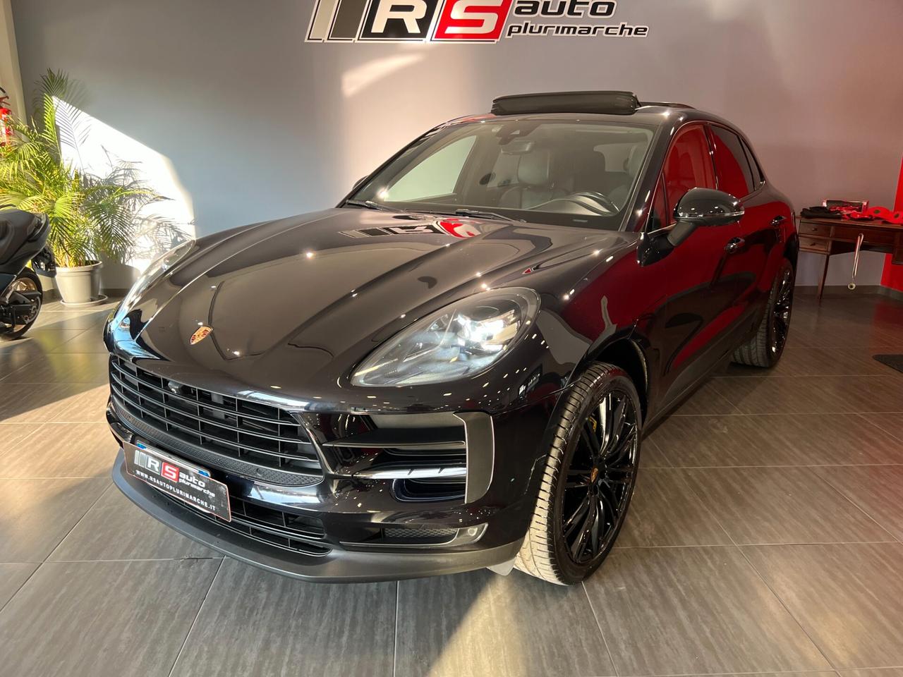 Porsche Macan 2.0 TETTO