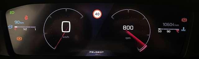 Peugeot 208 1.2 puretech 100CV Allure *10.000KM*