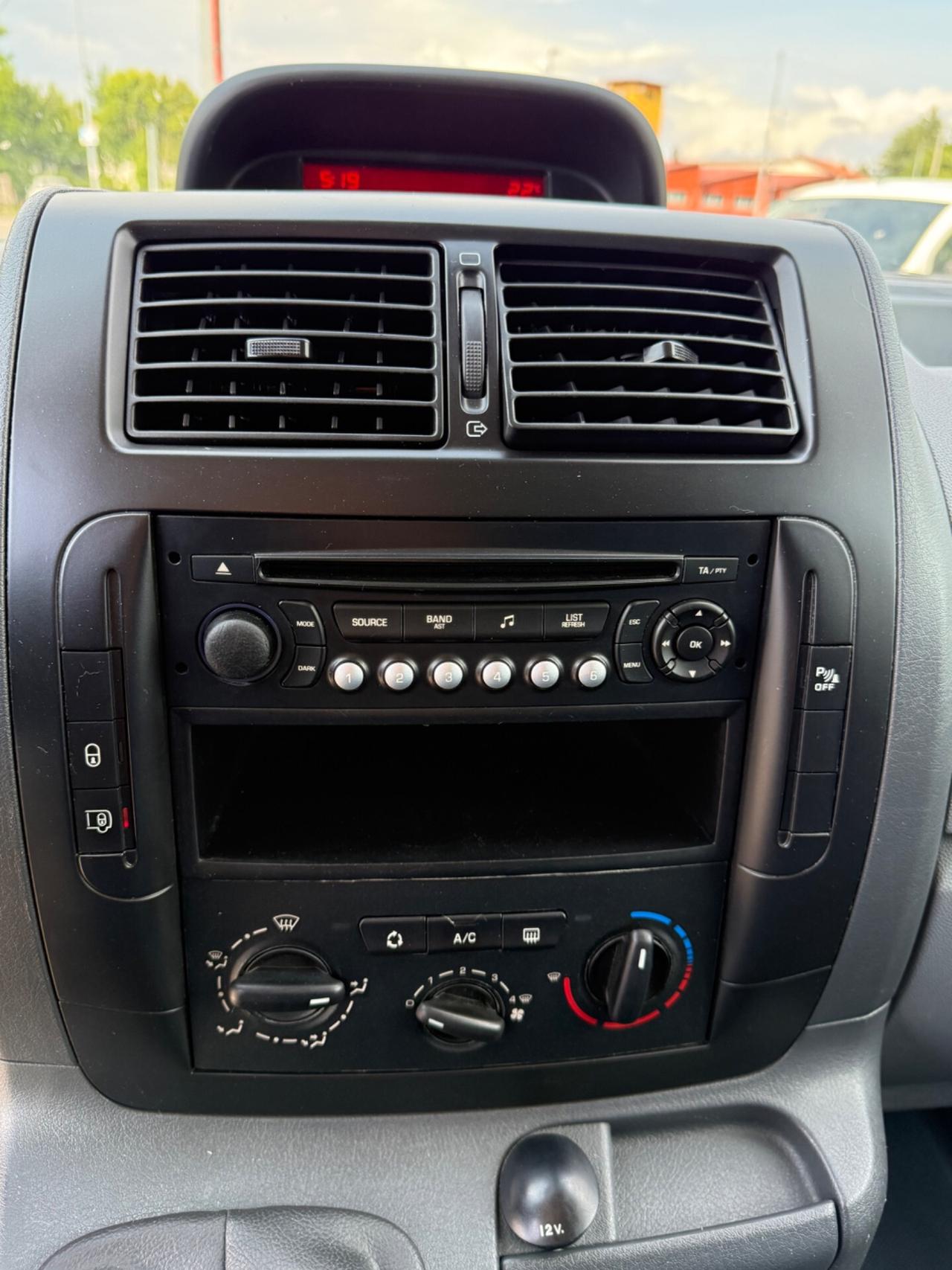 Autocarro Fiat scudo