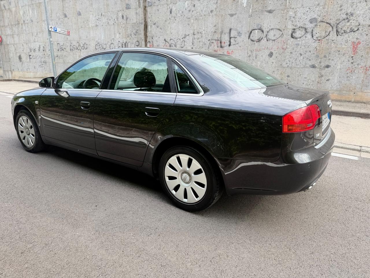 Audi A4 2.0 TDI 143CV solo 108.000km
