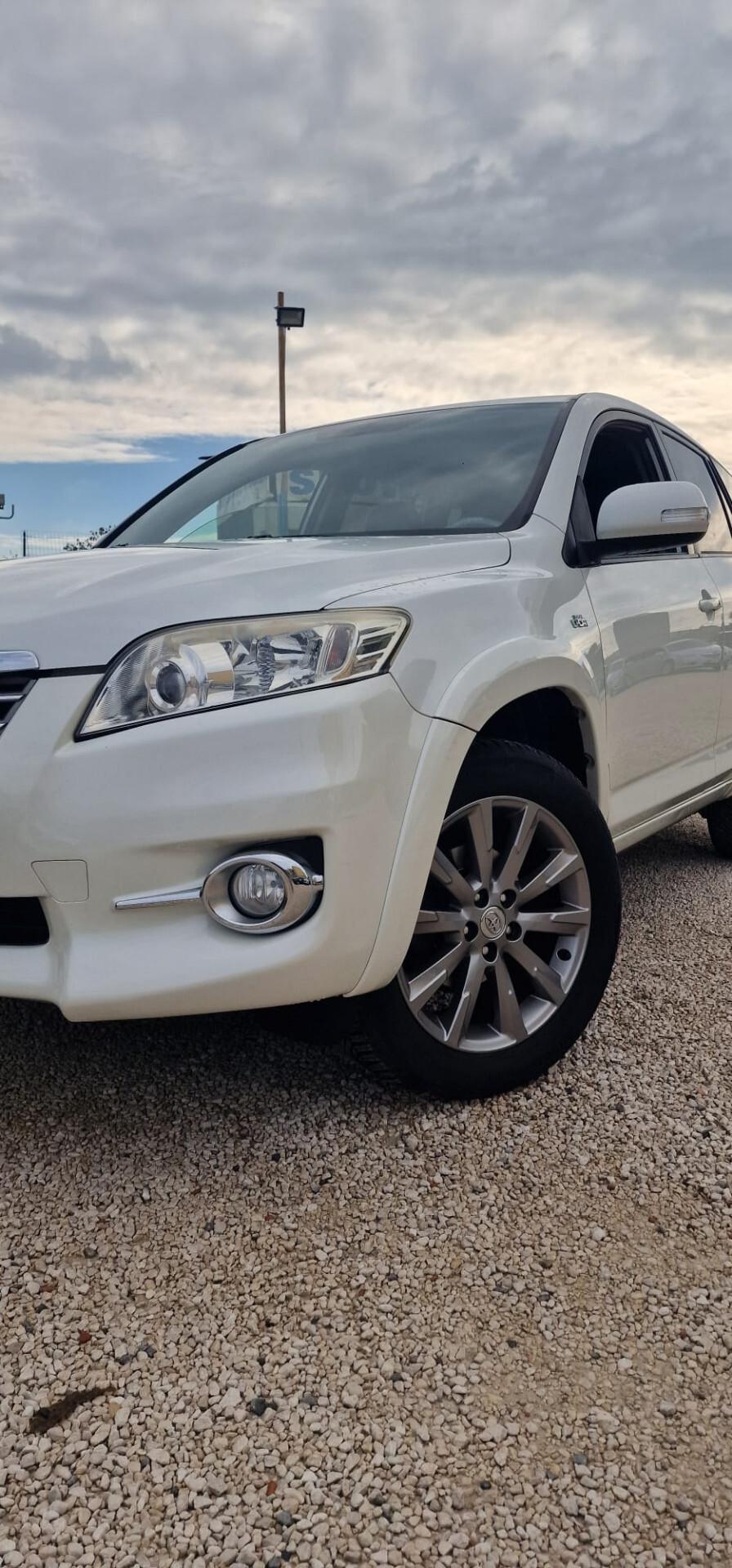 Toyota RAV4 Crossover 2.2 D-Cat A/T 150 CV Style