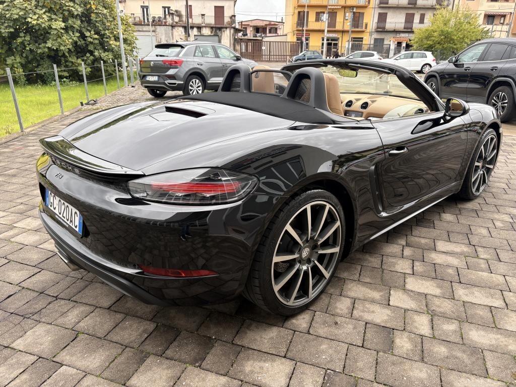 Porsche 718 Boxster 2.0 300cv pdk