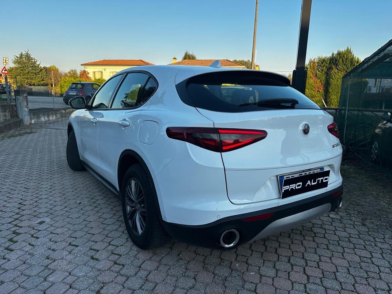 Alfa Romeo Stelvio 2.2 Turbodiesel 180 CV AT8 RWD Executive