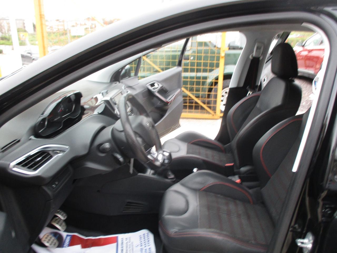 Peugeot 208 1.6 HDi 100 CV GT Line PARI AL NUOVO