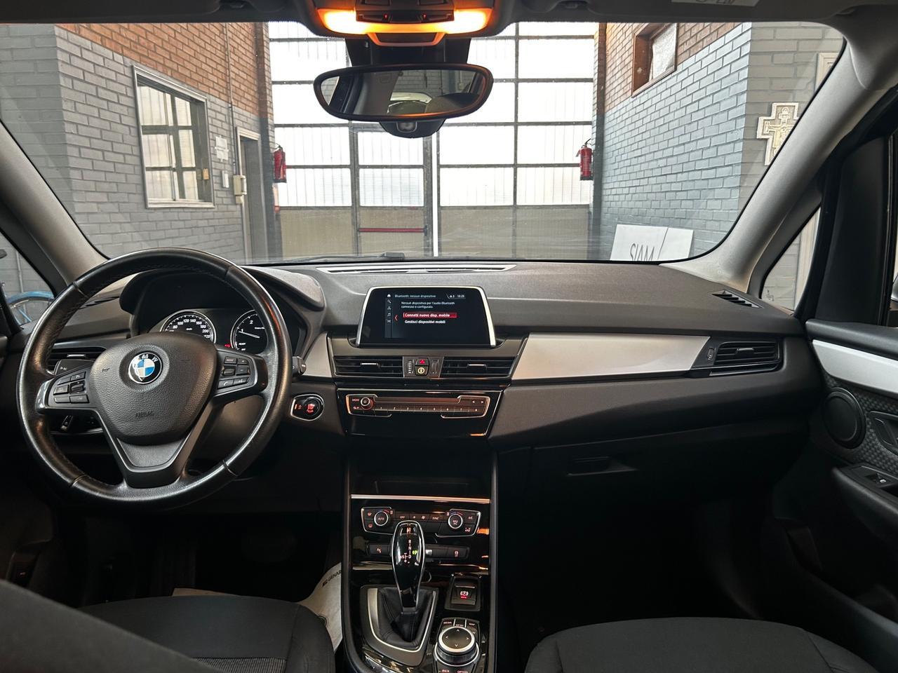 Bmw 218 gran tourer 7postiosti auto Full LED