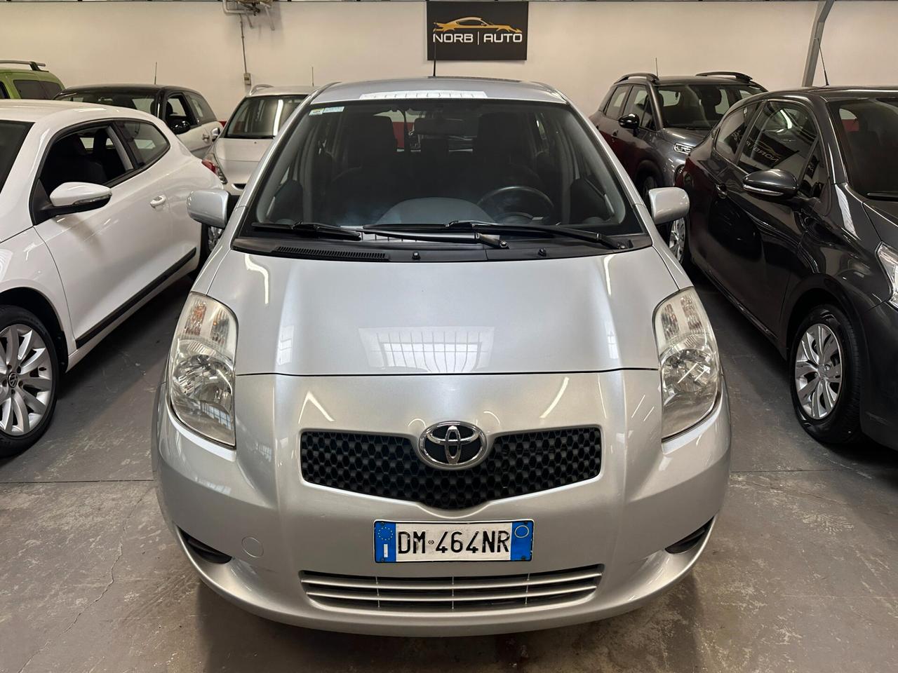 Toyota Yaris 1.0 5 porte