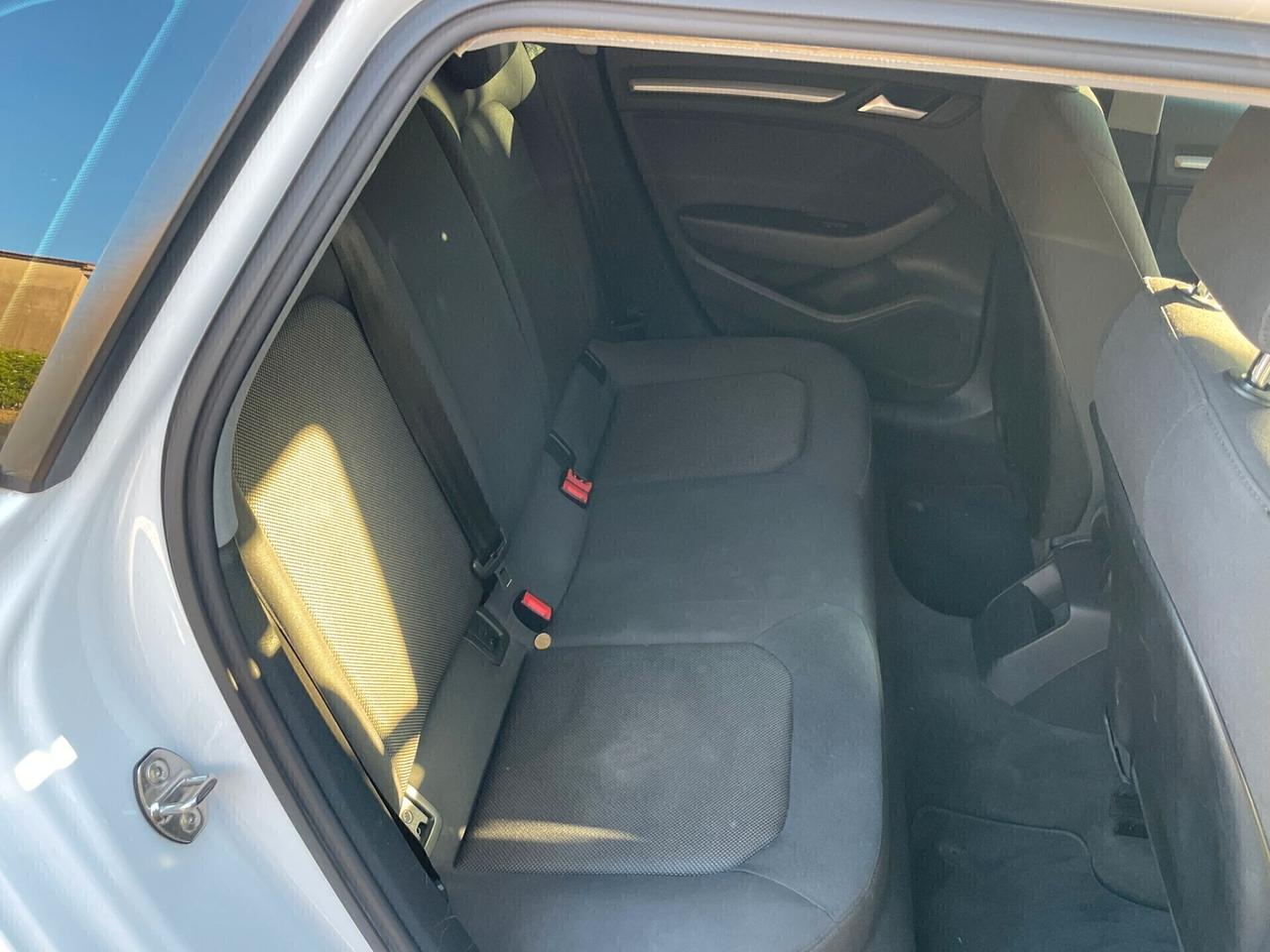 Audi A3 1.6 TDI 116 CV S tronic Business
