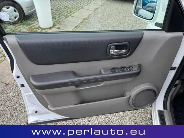 NISSAN X-Trail 2.2 TD Di Adventure
