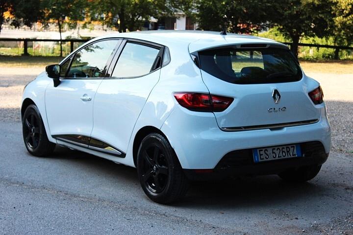 Renault Clio 1.2 75CV GPL 5 porte Live ESTETICA ESEMPLARE COLLAUDO FINO AL 2033 CLIMA NAVI CERCHI LEGA