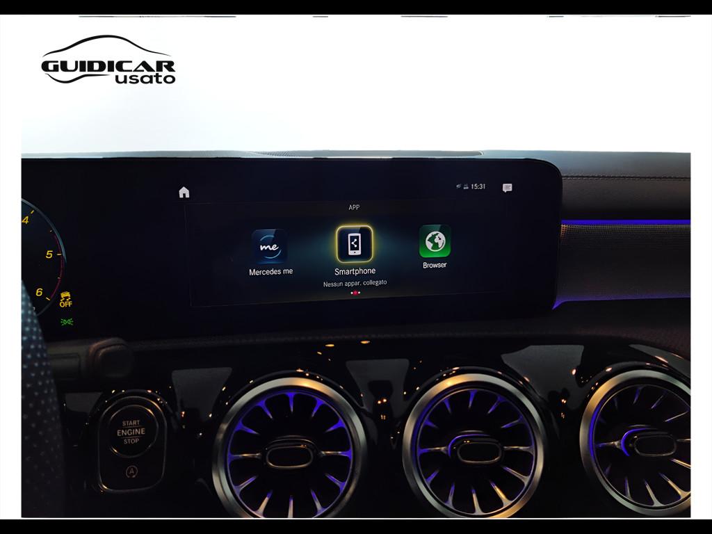 Mercedes-Benz Classe A - W177 2018 - A 180 d Premium auto