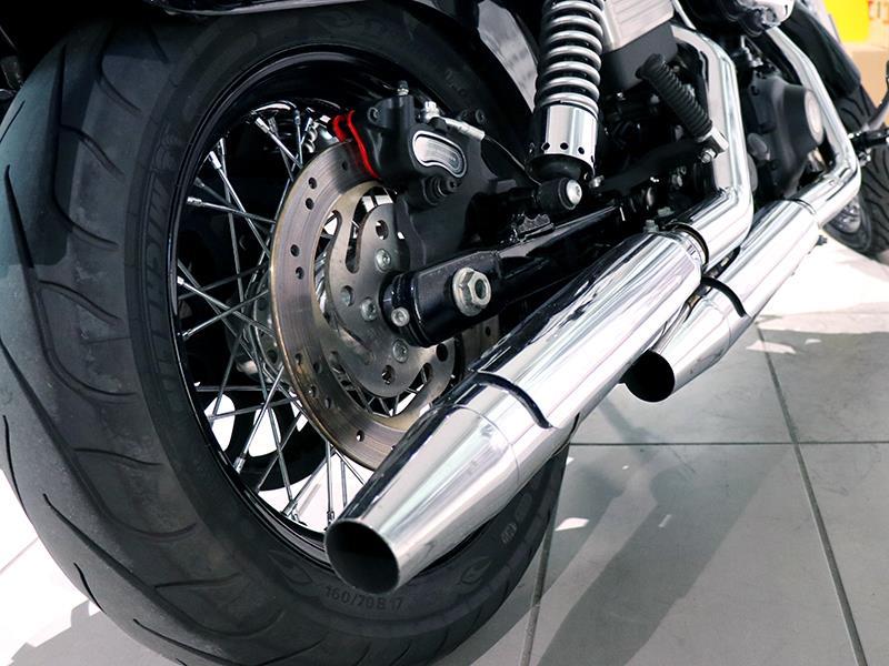 Harley Davidson FXDB Dyna Street Bob 1584