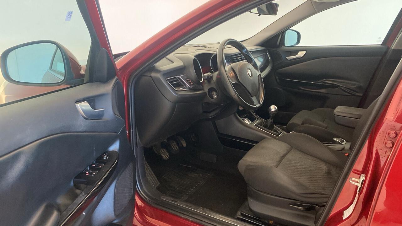 ALFA ROMEO GIULIETTA 1.6 DIESEL - NEOPATENTE