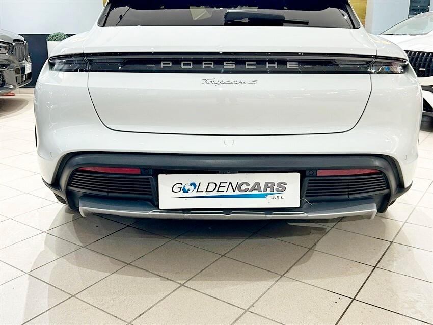 Porsche Taycan 4 Cross Turismo