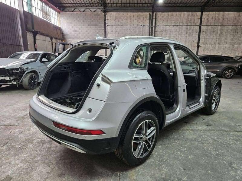 Audi Q5 40 2.0 tdi mhev 12V quattro s-tronic - START - FURTO PARZIALE