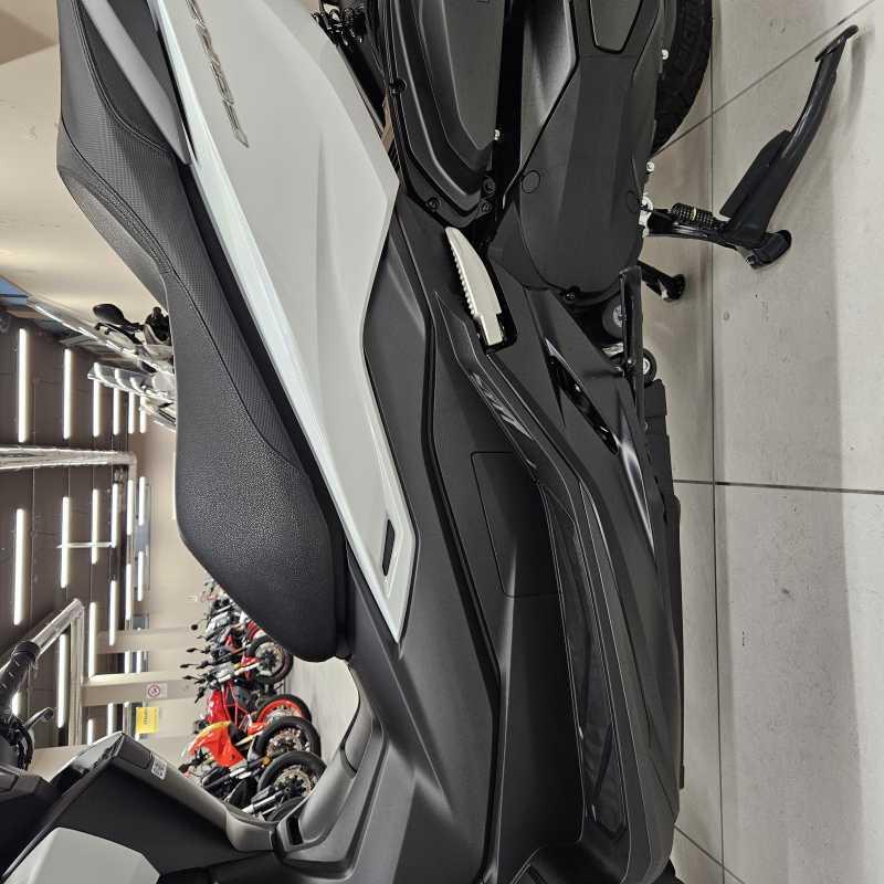 Honda Forza 350 - 2026