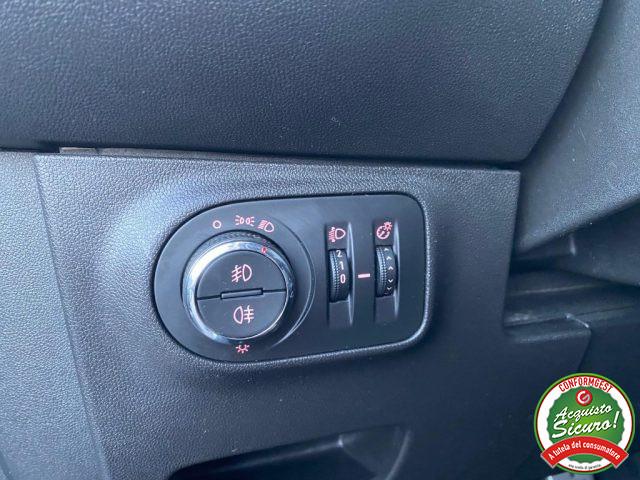 OPEL Corsa 1.2 5 porte Innovation