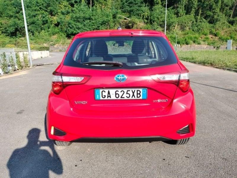 Toyota Yaris Hybrid 1.5 Hybrid business