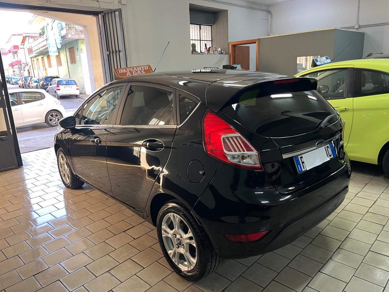 Ford Fiesta 1.4 5p. Bz.- GPL Titanium 2016