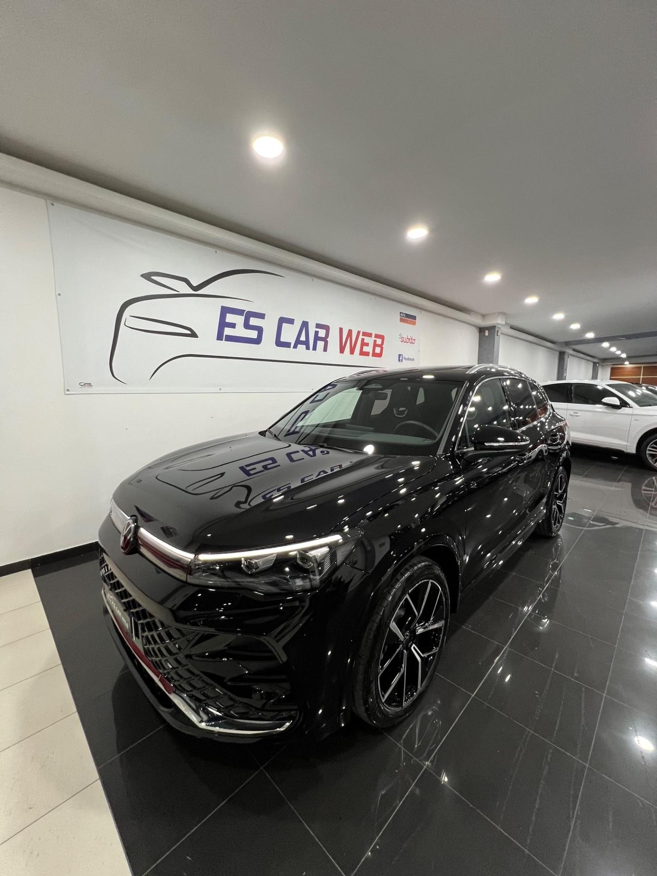 VOLKSWAGEN Tiguan 2.0 TDI DSG R-Line Plus 150 cv