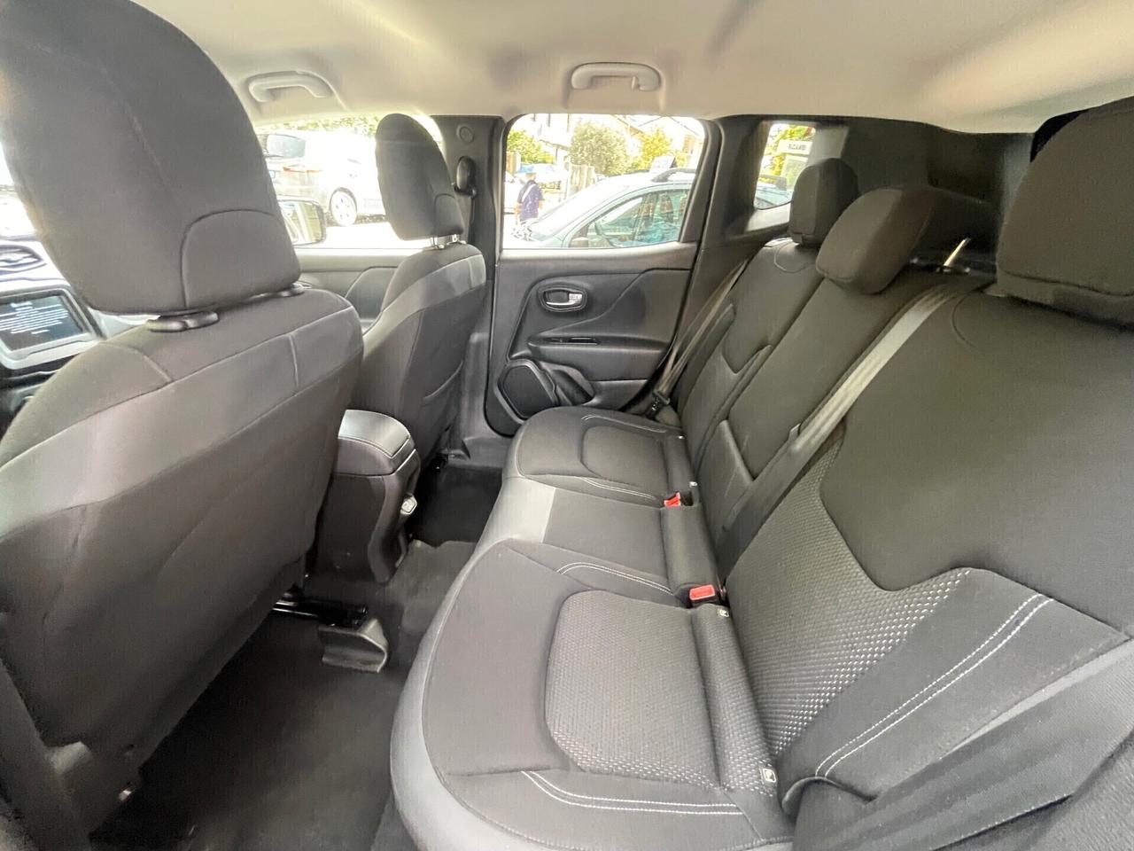 Jeep Renegade 1.3 T4 DDCT Limited