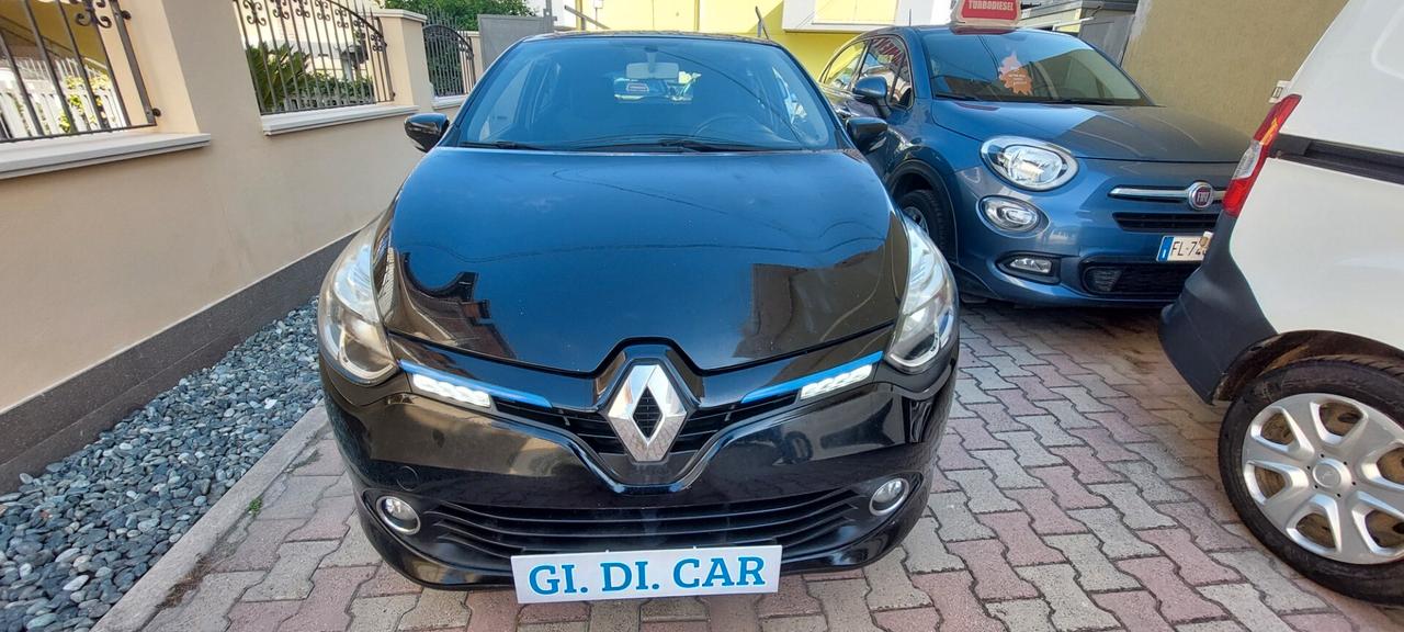CLIO 1.2 GPL SCADENZA 2034 NAVIGATORE TELEFONO FULL X NEOPATENTATI 75 CV IMPECCABILE