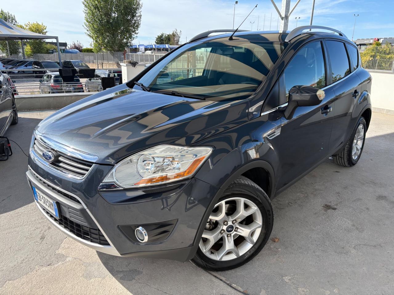 Ford Kuga Kuga+ 2.0 TDCi 140 CV 2WD DPF