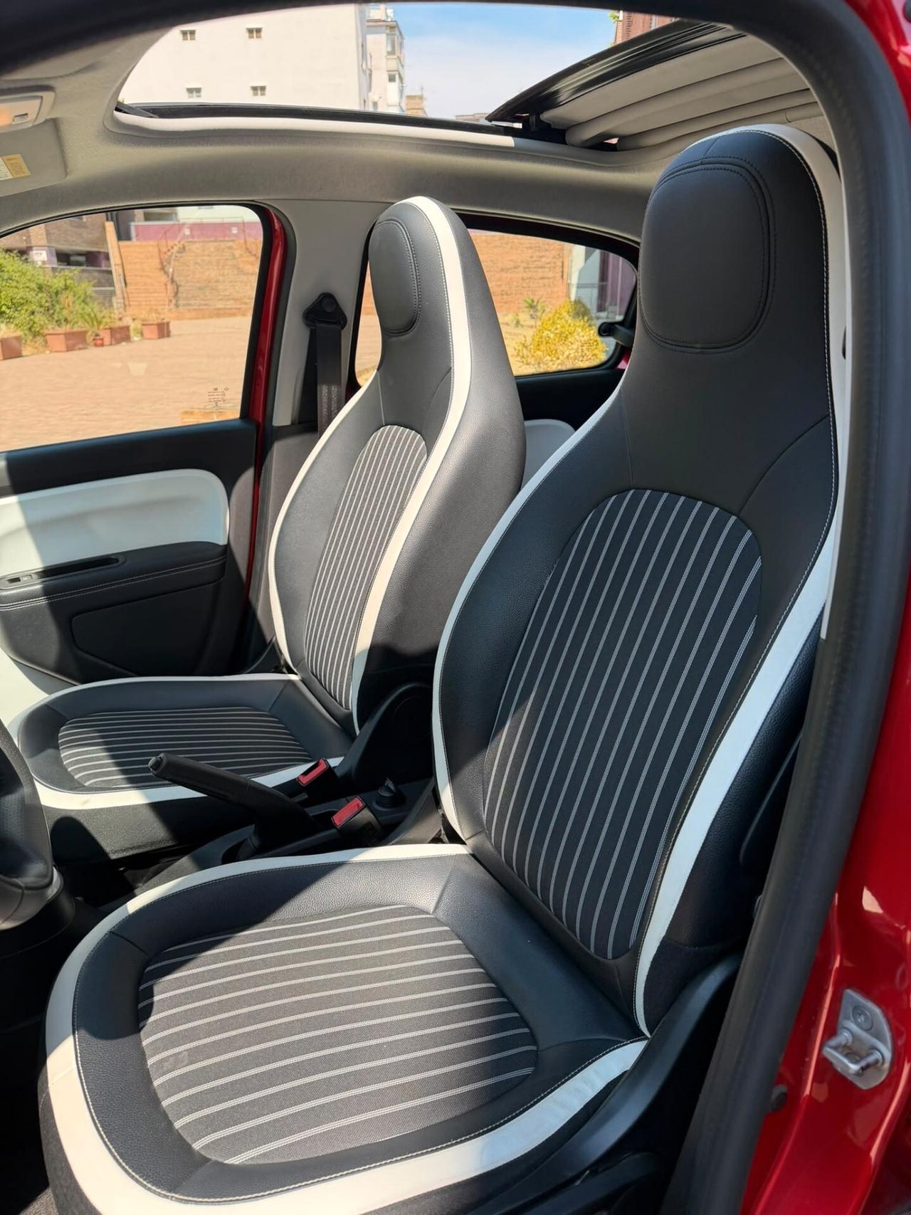 Renault Twingo TCe 95 CV EDC Intens