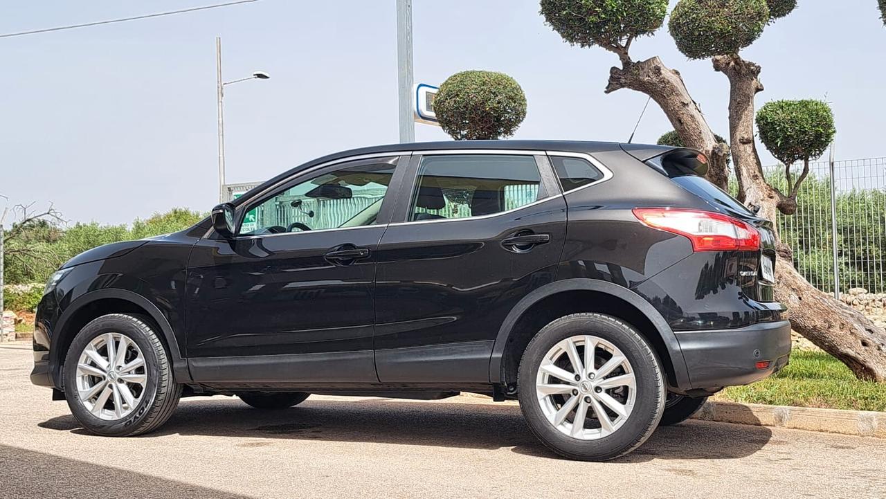 Nissan Qashqai 1.5 dCi Visia