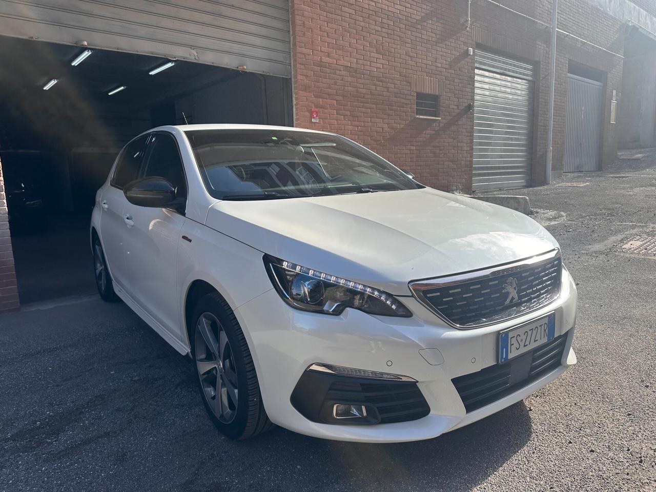 Peugeot 308 PureTech Turbo 130 S&S EAT8 GT Line