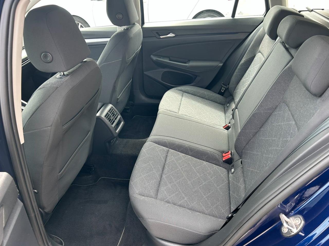 VW GOLF VARIANT 2.0 TDI 116CV Life - GANCIO TRAINO