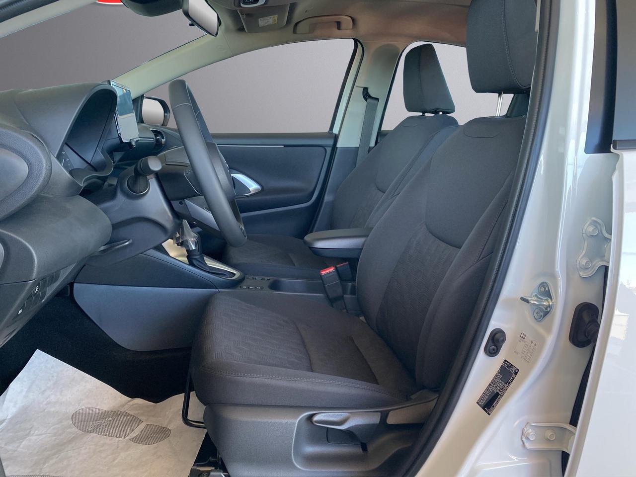 Mazda MAZDA2 1.5 vvt full hybrid electric Centre