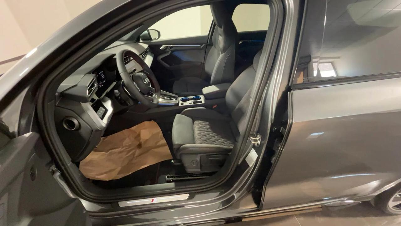 Audi A3 RS 3 SPB TFSI quattro S tronic