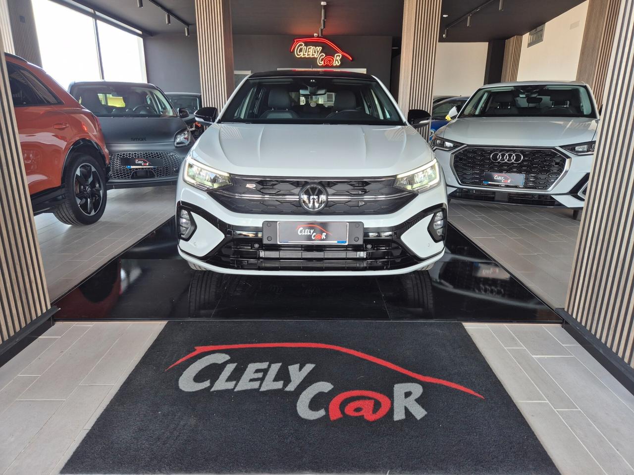 Volkswagen Taigo 1.0 TSI 110 CV R-Line KM0